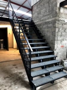Rambardes escaliers batiment industriel 2 - Plouescat Brest