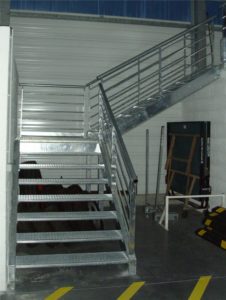 Rambardes escaliers batiment industriel 3 - Plouescat Brest